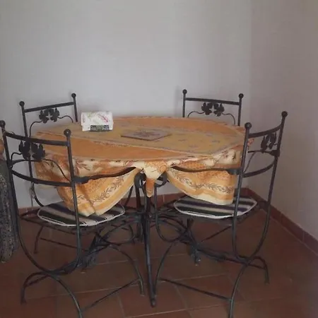 Gite Gigi Dans Bastide Provencale Διαμέρισμα